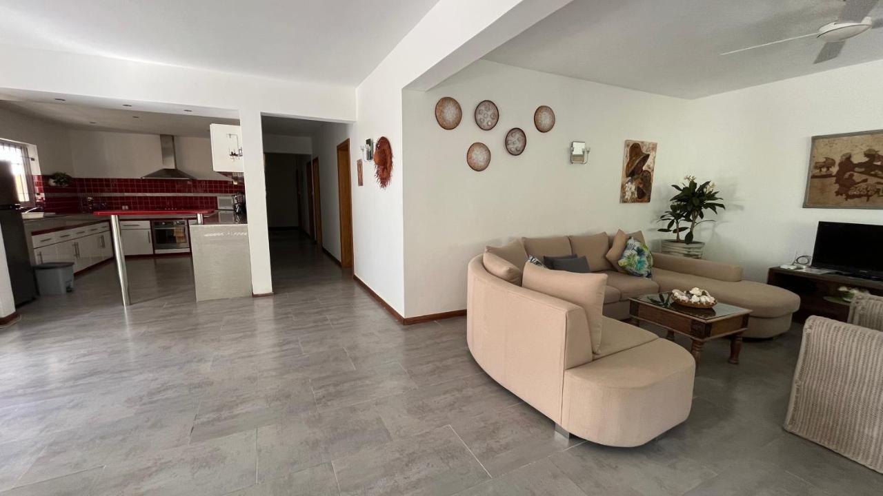 4 Bedrooms Penthouse 50 Meter To The Beach By Dream Escapes Pereybere Beach Exterior foto